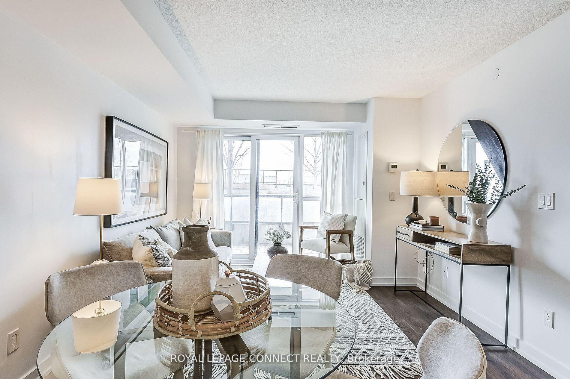 1 Bedroom Condo at 8 Trent, Toronto For sale