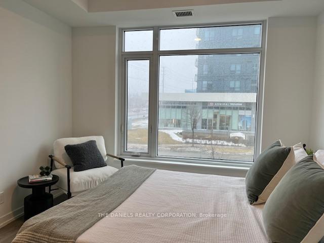 3 Bedrooms Condo at 7950 Bathurst,  Vaughan For sale