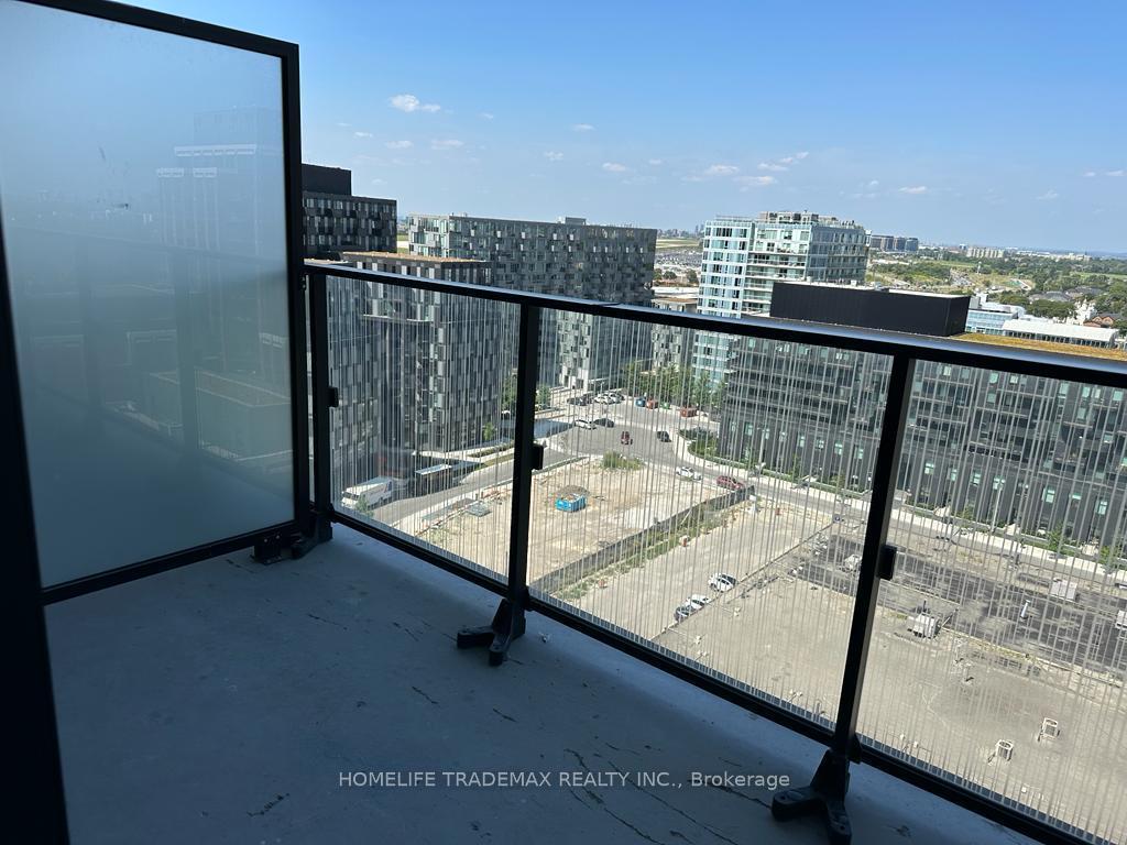 1 Bedroom Condo at 8 Tippett,  Toronto For sale