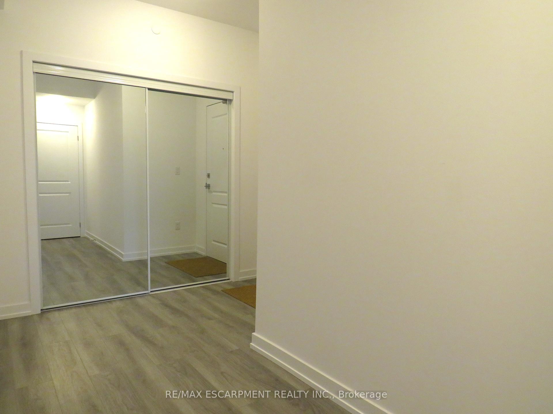 1 Bedroom Condo at 470 Dundas, Hamilton For sale