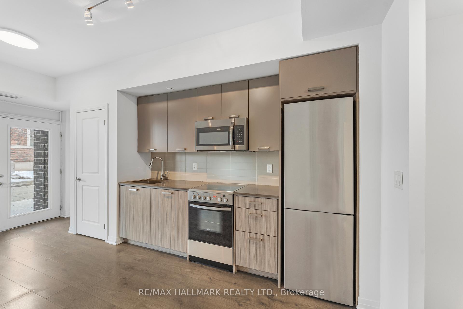 2 Bedrooms Condo at 2301 Danforth, Toronto For sale