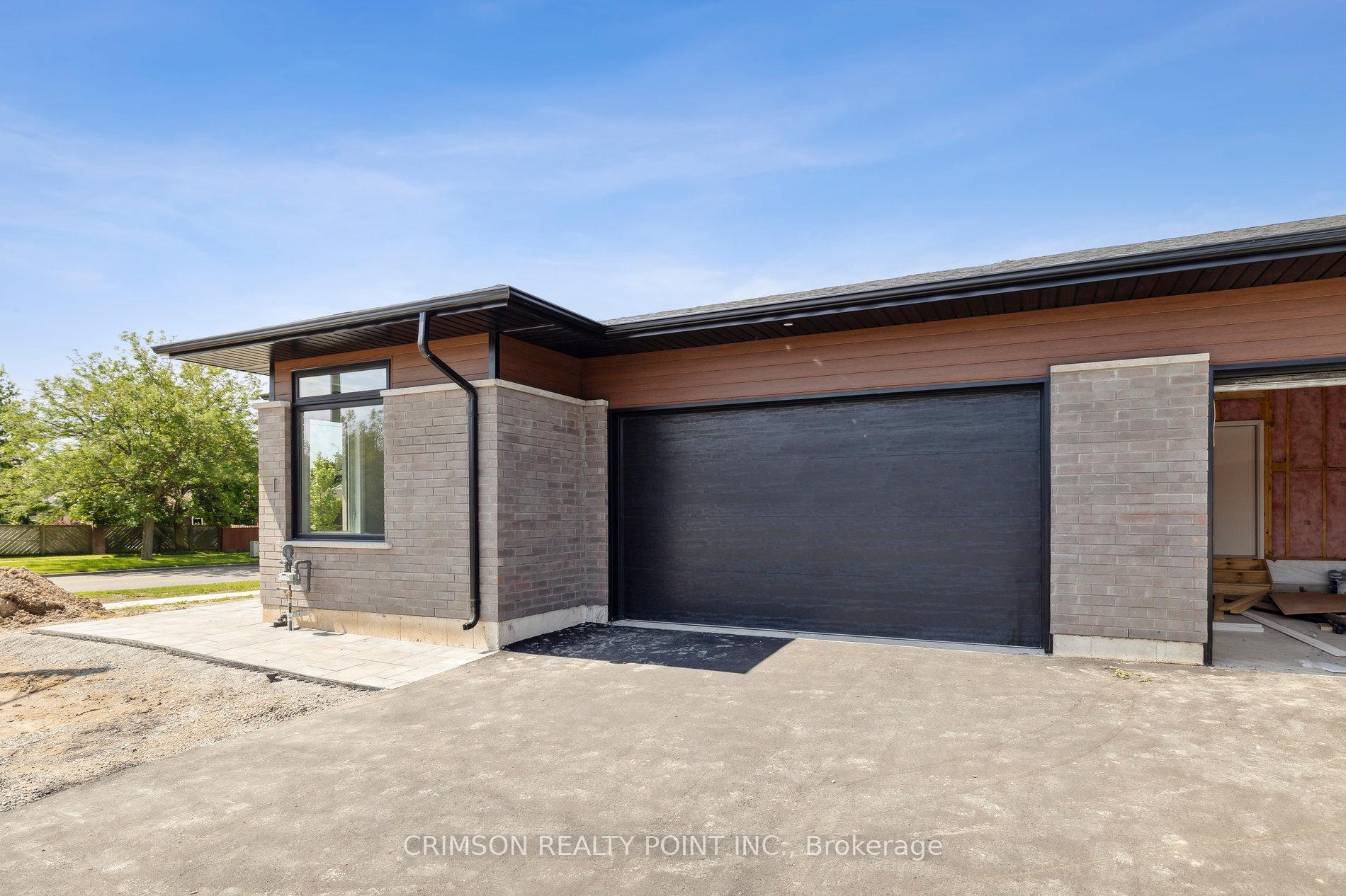 #1 - 300 Richmond Street, Thorold, ON L2V 5B9 #1