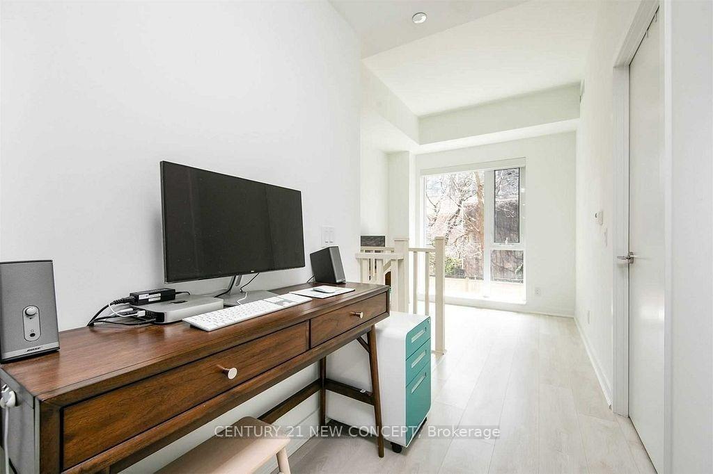 4 Bedrooms Condo at 120 Parliament, Toronto For sale