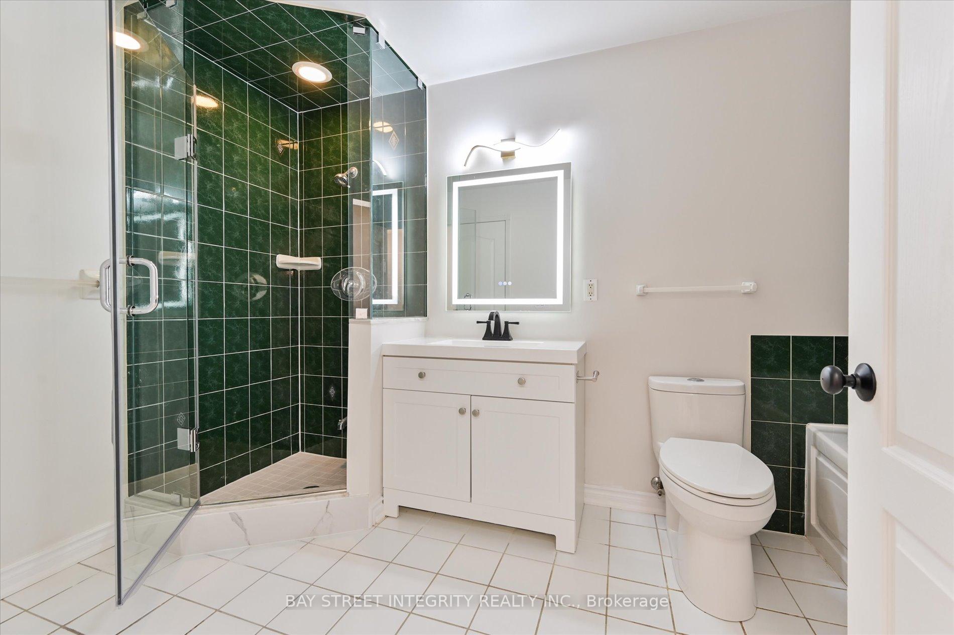3 Bedrooms Condo at 506 Grandview, Toronto For sale