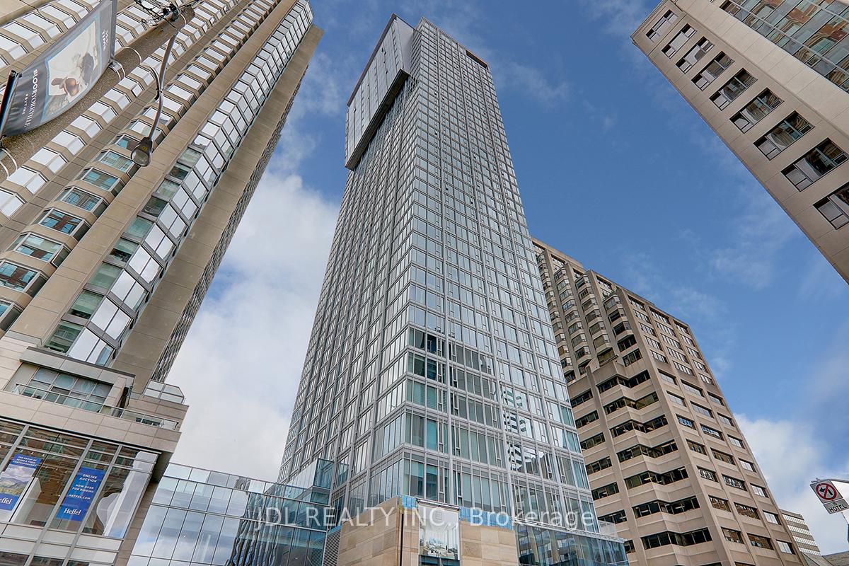 1 Bedroom Condo at 188 Cumberland, Toronto For sale