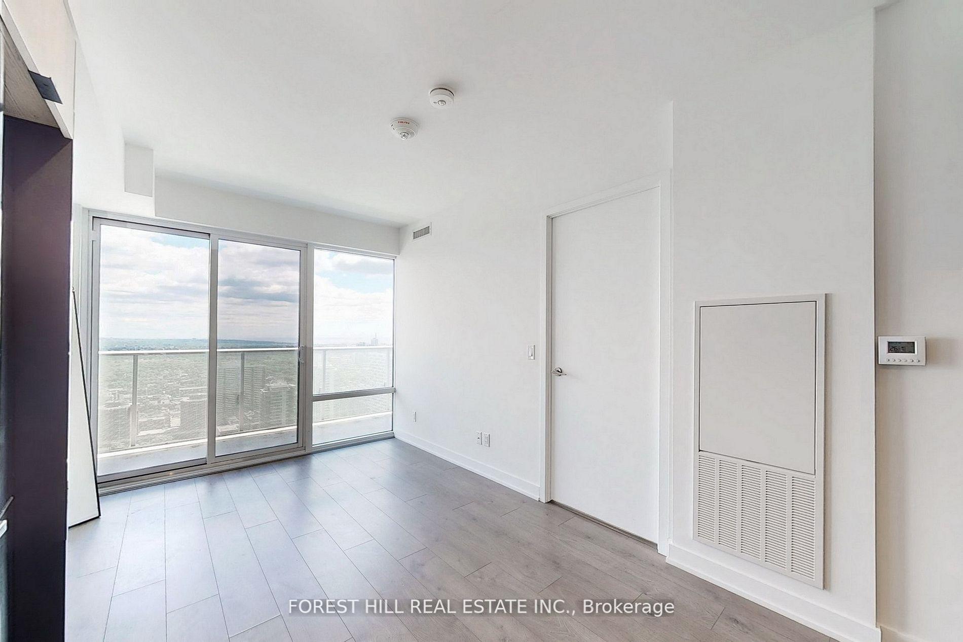 2 Bedrooms Condo at 501 Yonge,  Toronto For sale