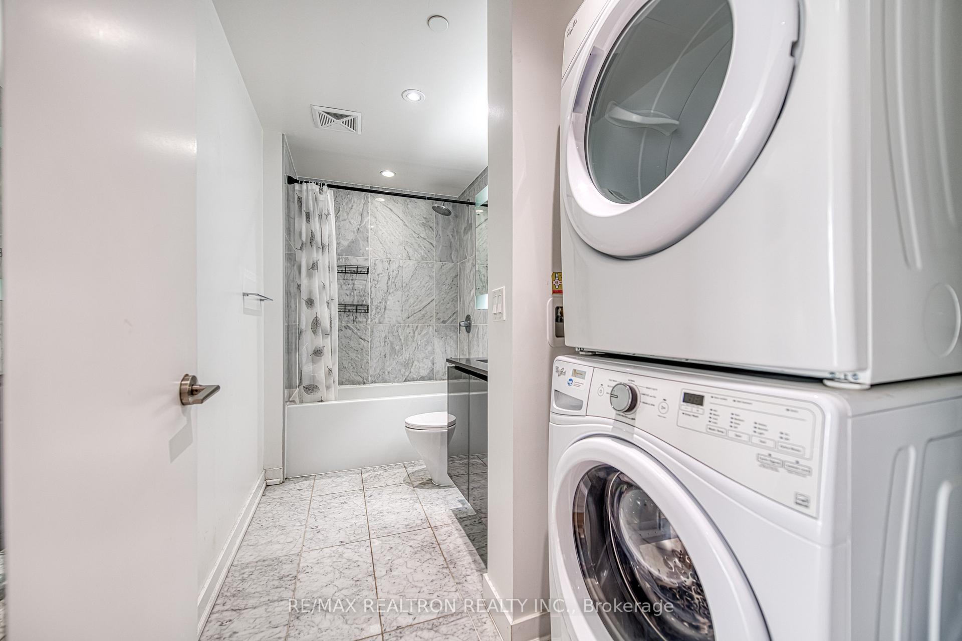 1 Bedroom Condo at 115 Mcmahon, Toronto For sale