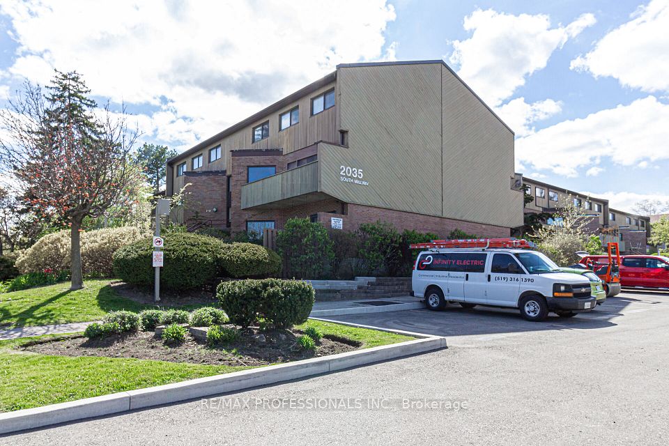 2035 South Millway