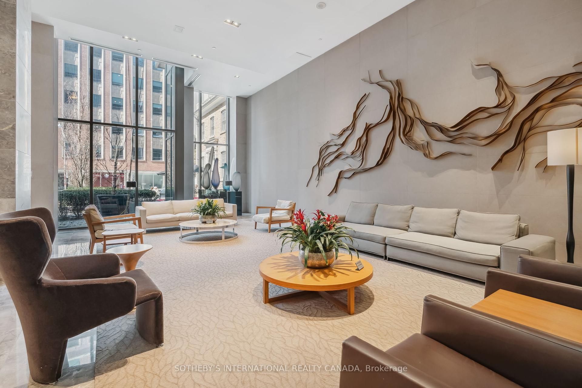 3 Bedrooms Condo at 1 Bedford, Toronto For sale