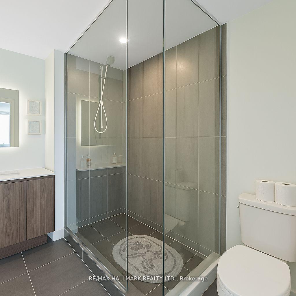 2 Bedrooms Condo at 185 Alberta, Toronto For sale
