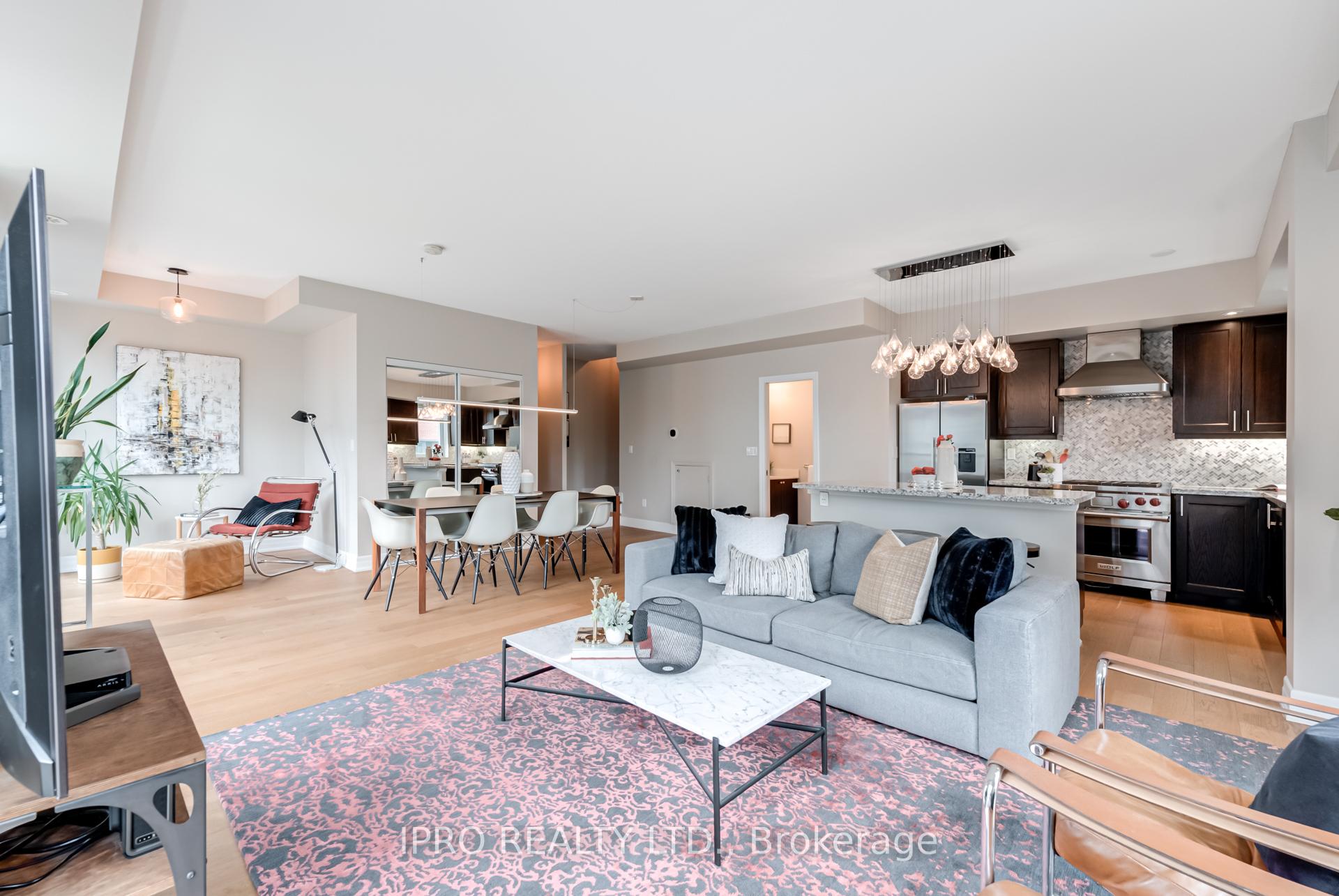 5 Bedrooms Condo at 15 Sousa Mendes, Toronto For sale