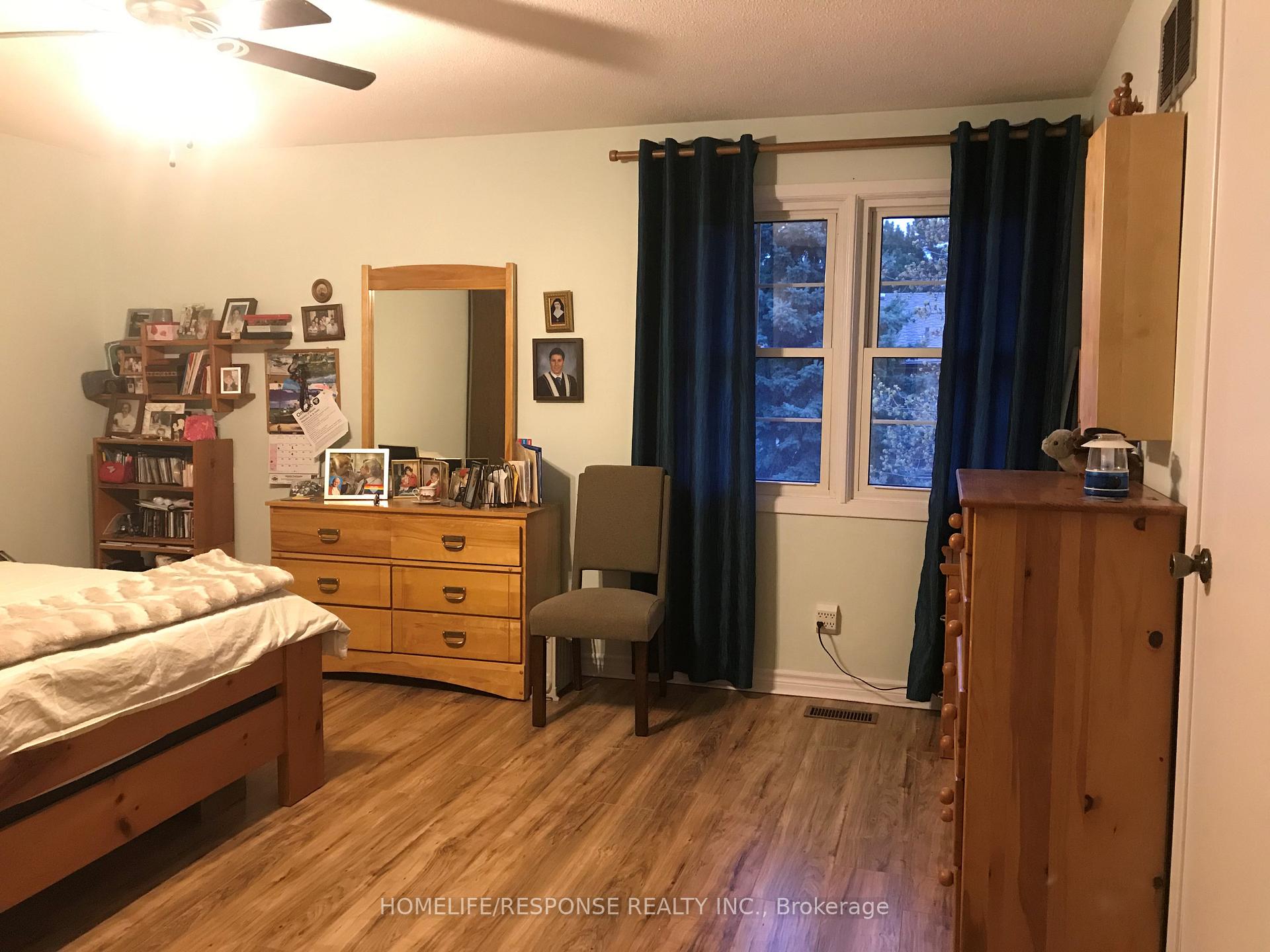3 Bedrooms Condo at 2120 RATHBURN, Mississauga For sale