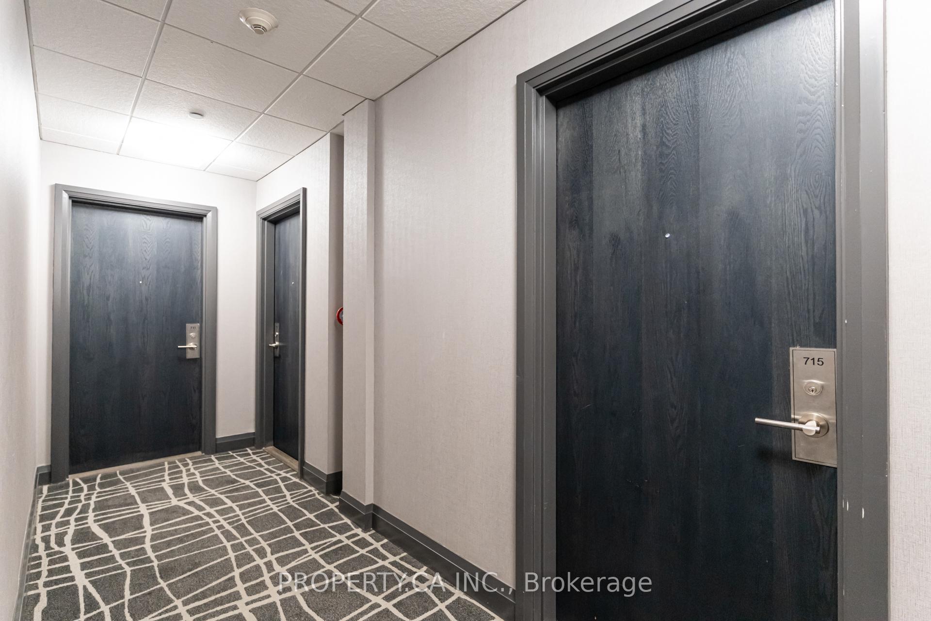 2 Bedrooms Condo at 297 College, Toronto For sale