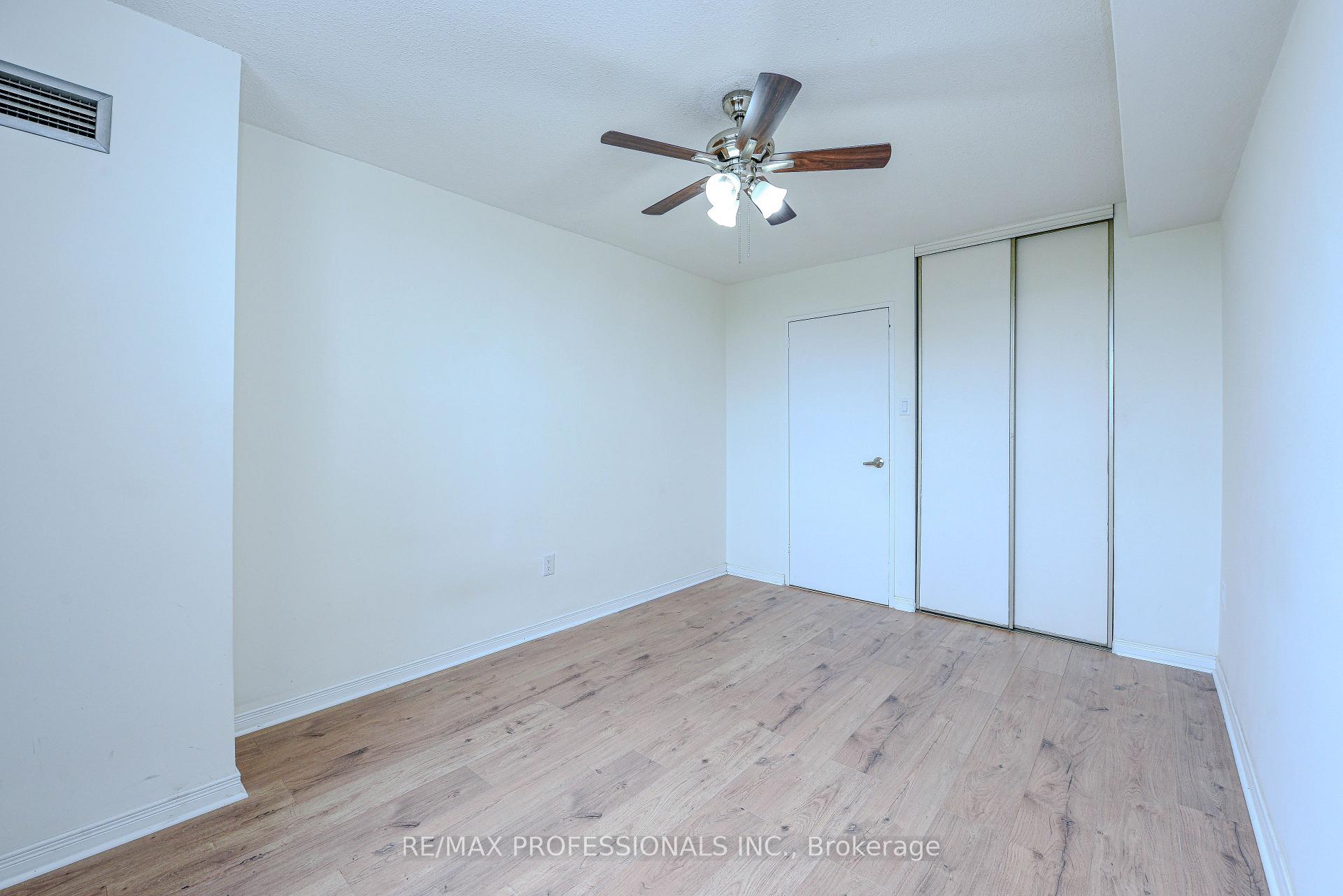 3 Bedrooms Condo at 362 The East Mall, Toronto For sale