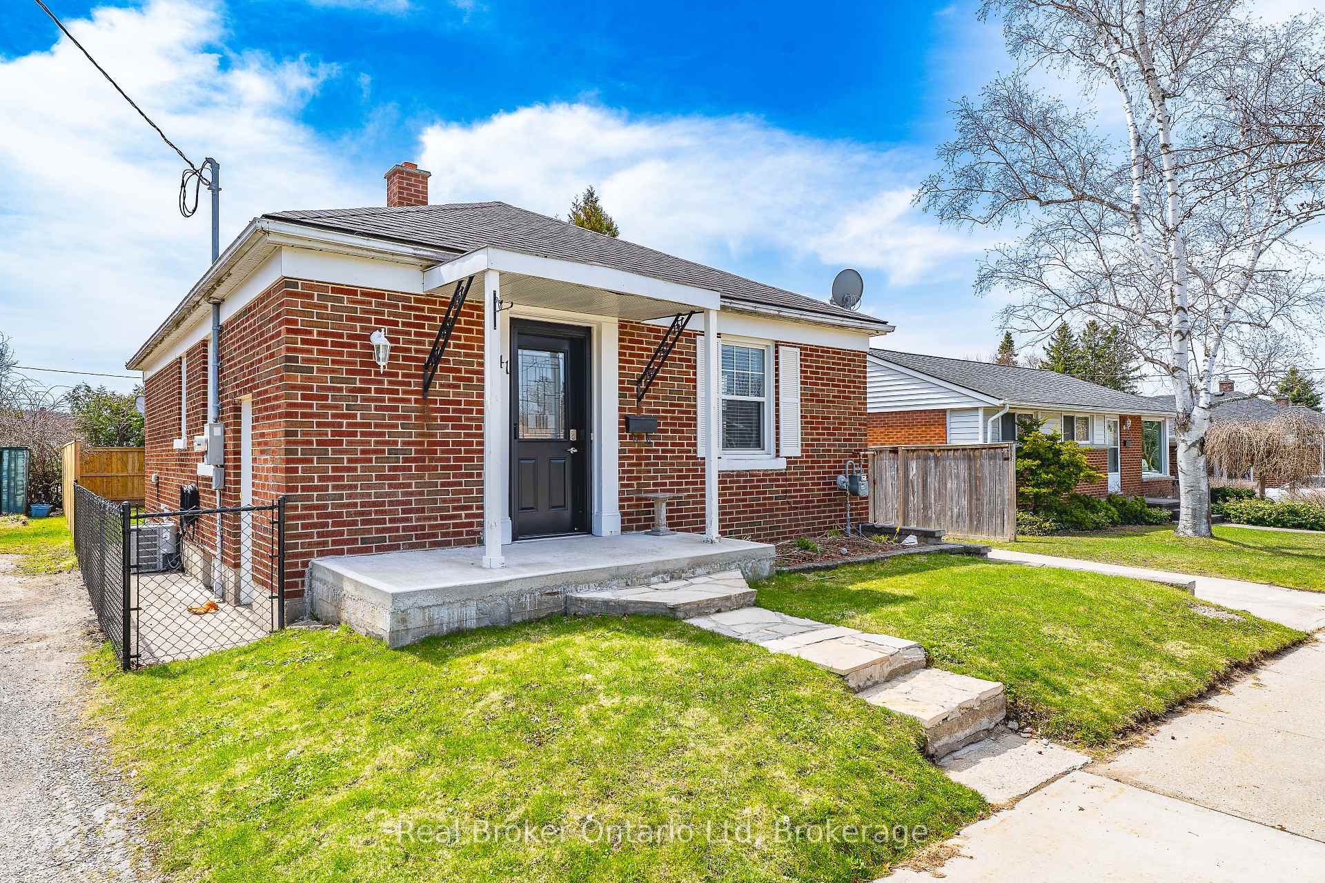 741 6th Street, Owen Sound, ON N4K 1G6