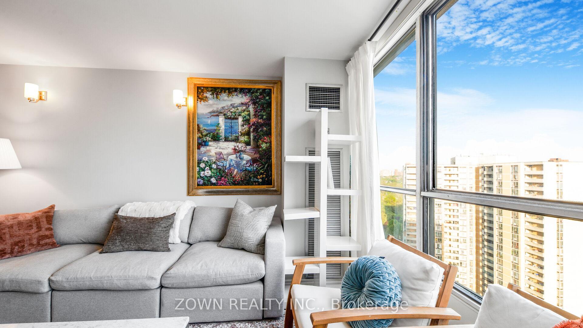 4 Bedrooms Condo at 10 Martha Eaton, Toronto For sale