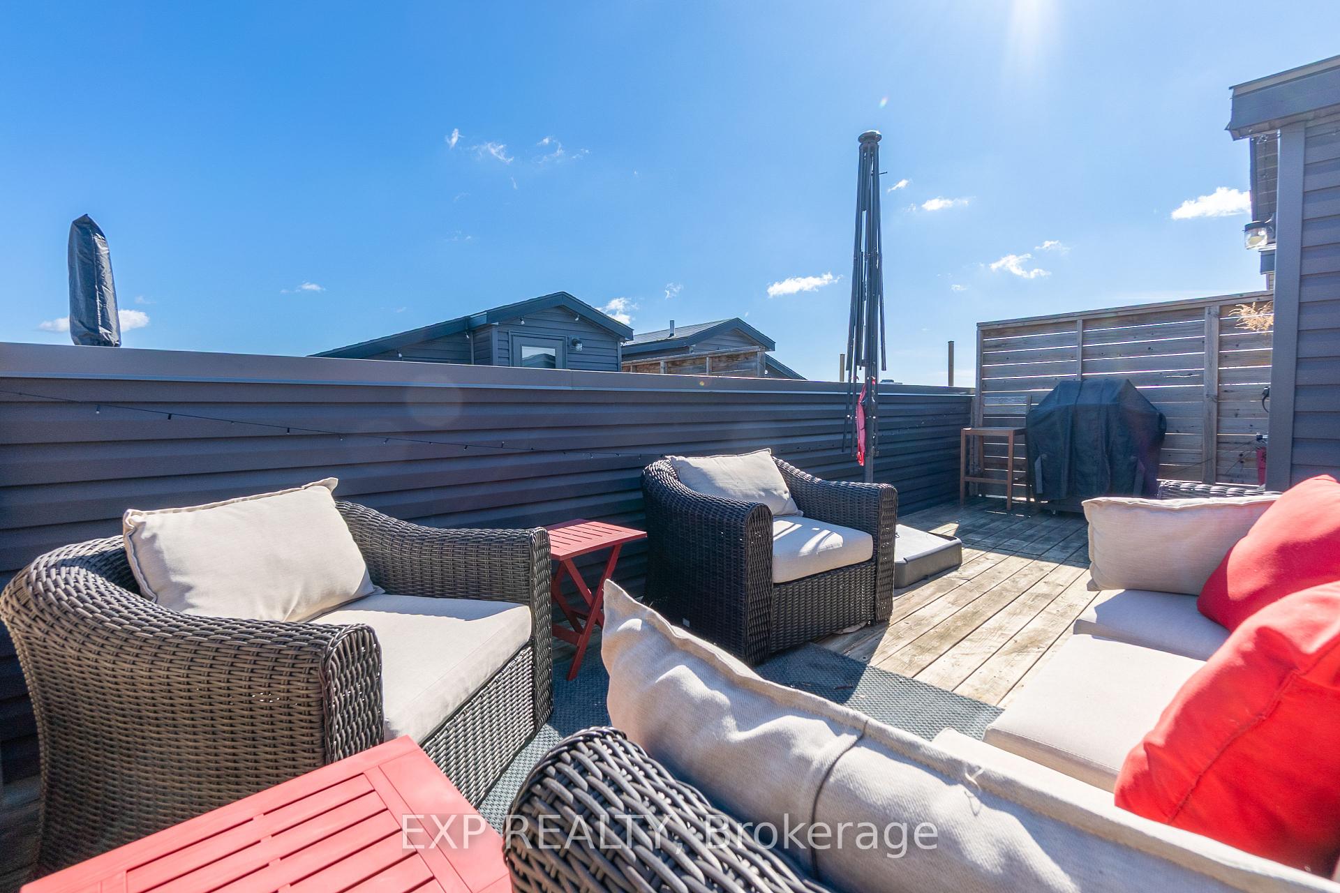 2 Bedrooms Condo at 1321 Gerrard, Toronto For sale