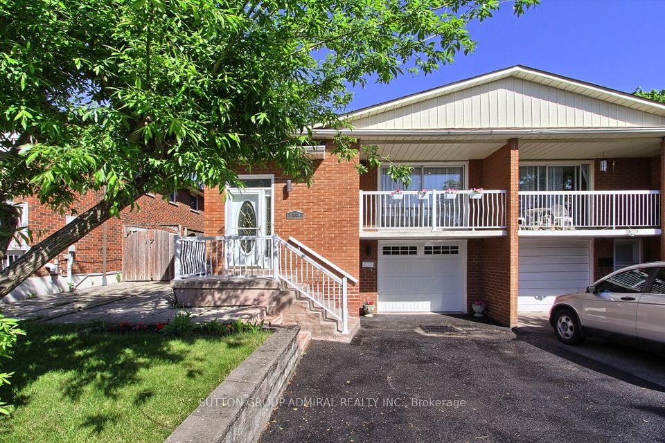 1559 Shale Oak Mews, Mississauga, ON L4W 2M1