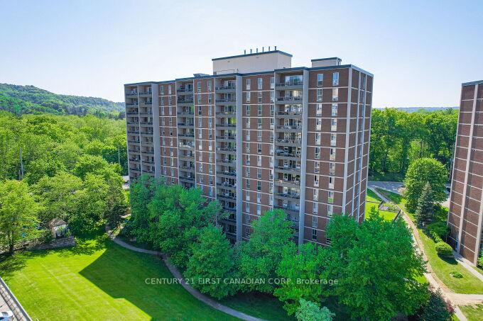 2 Bedrooms Condo at 1964 Main,  Hamilton For sale