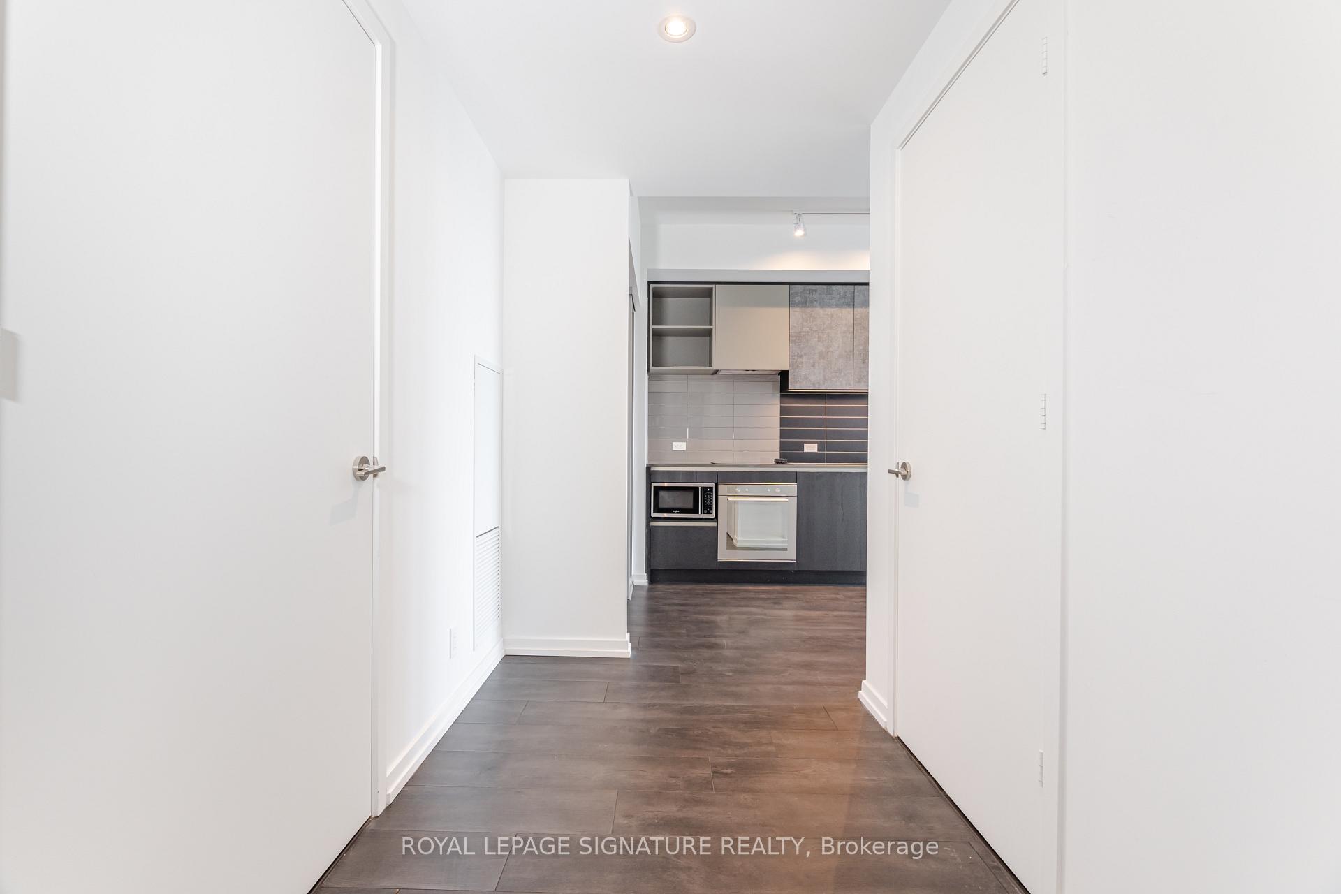 2 Bedrooms Condo at 7890 Jane, Vaughan For sale