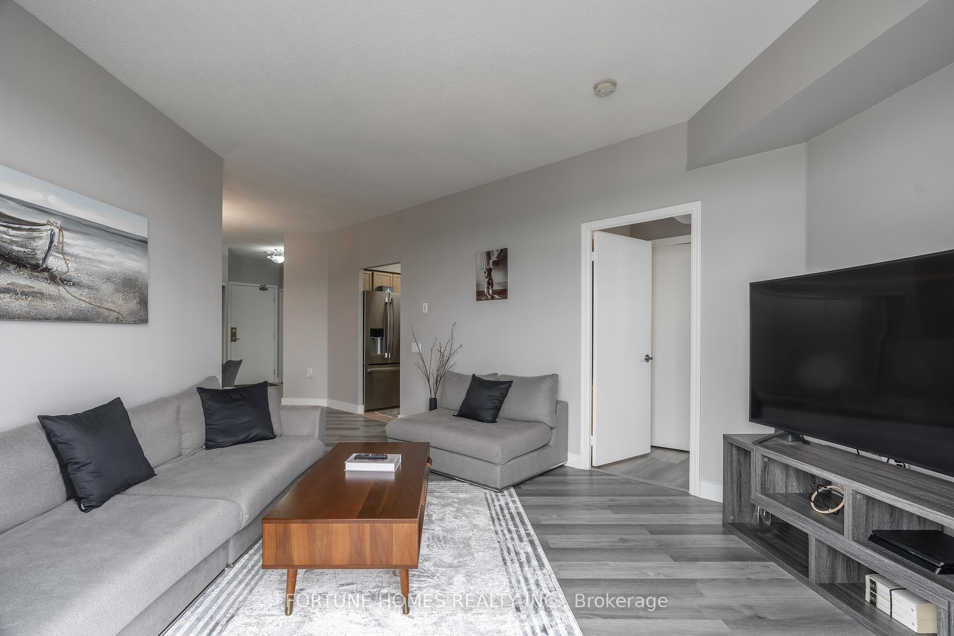 2 Bedrooms Condo at 650 Lawrence, Toronto For sale