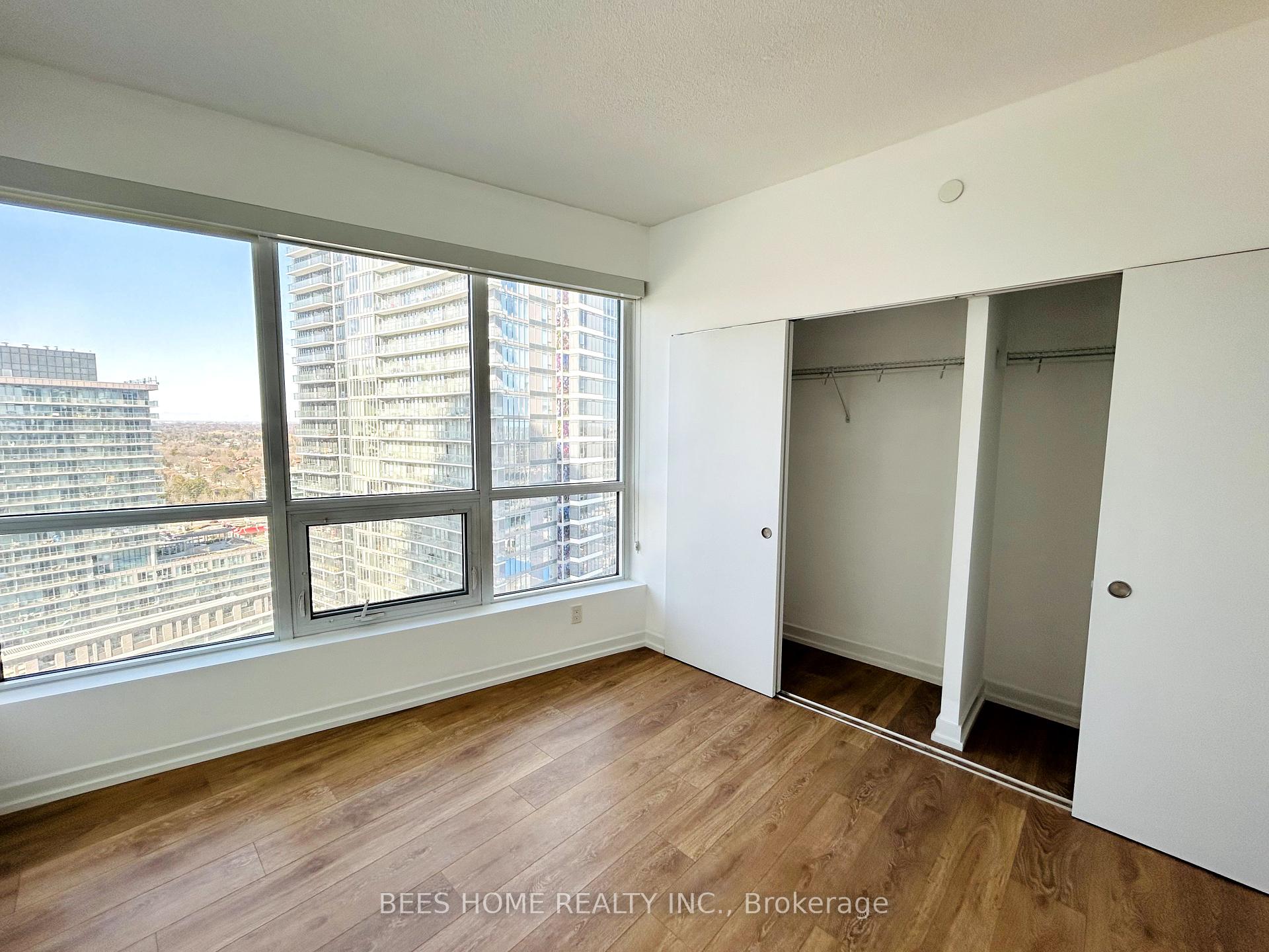 2 Bedrooms Condo at 115 McMahon, Toronto For sale