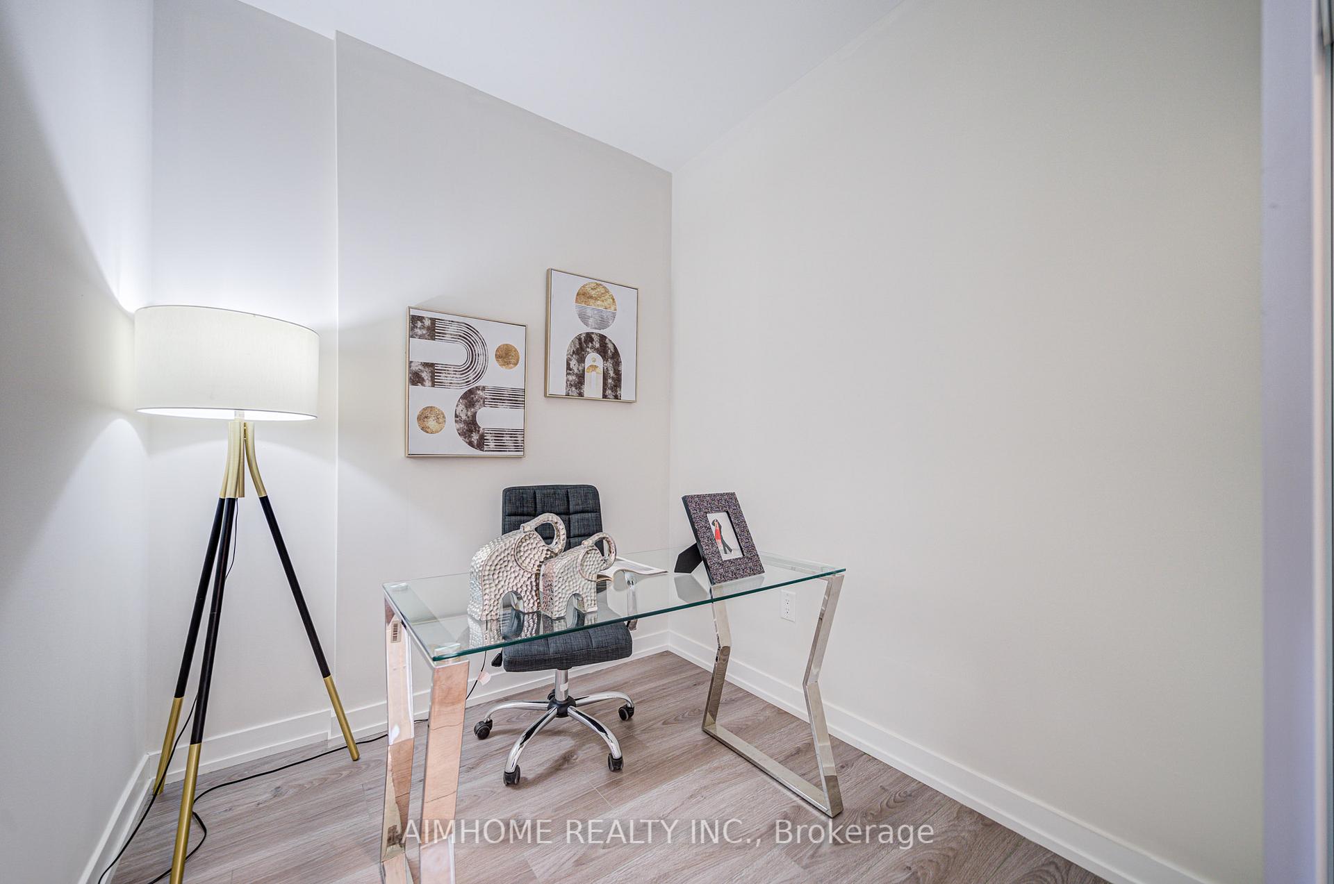 2 Bedrooms Condo at 10 De Boers, Toronto For sale