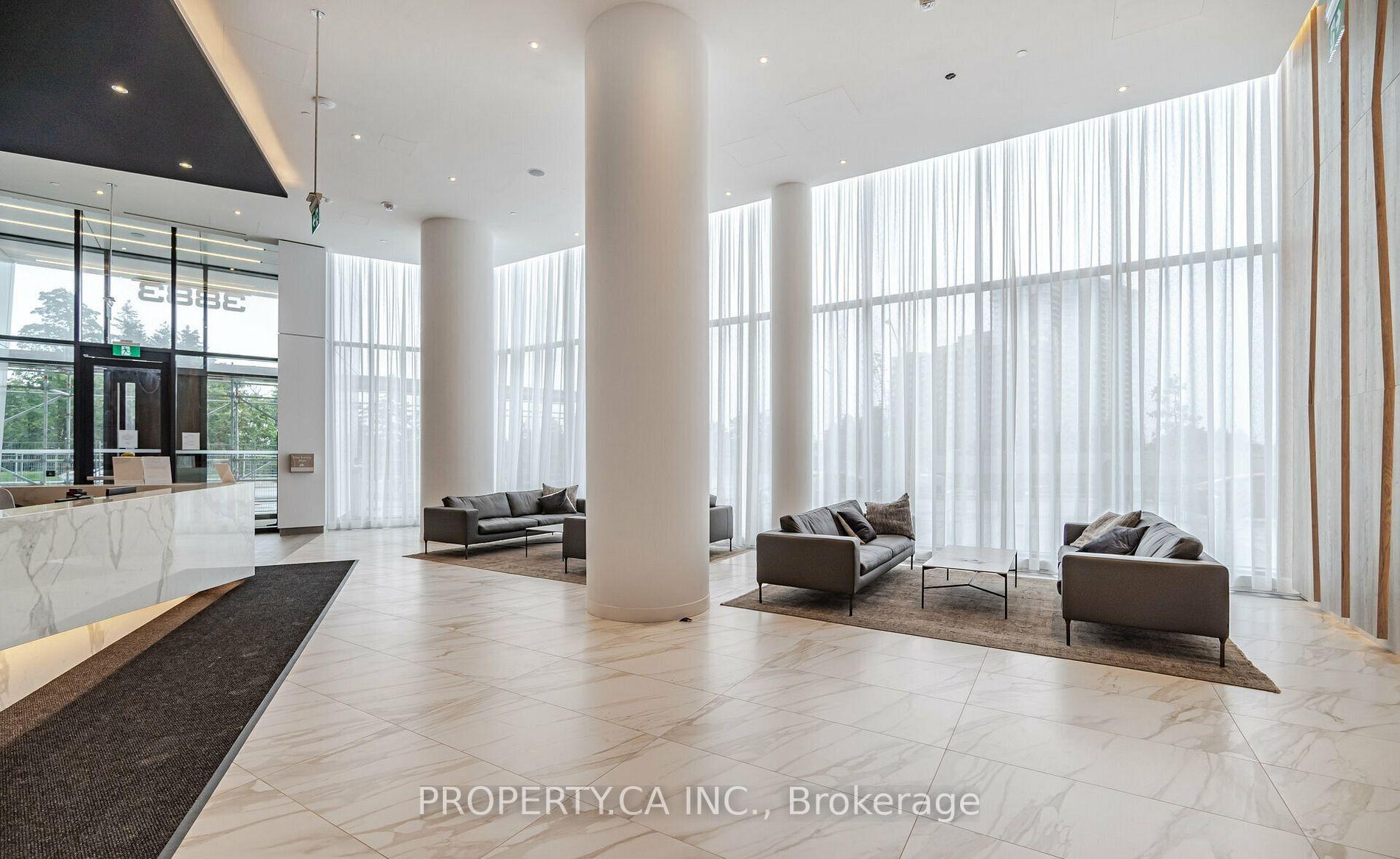 3 Bedrooms Condo at 3883 Quartz, Mississauga For sale