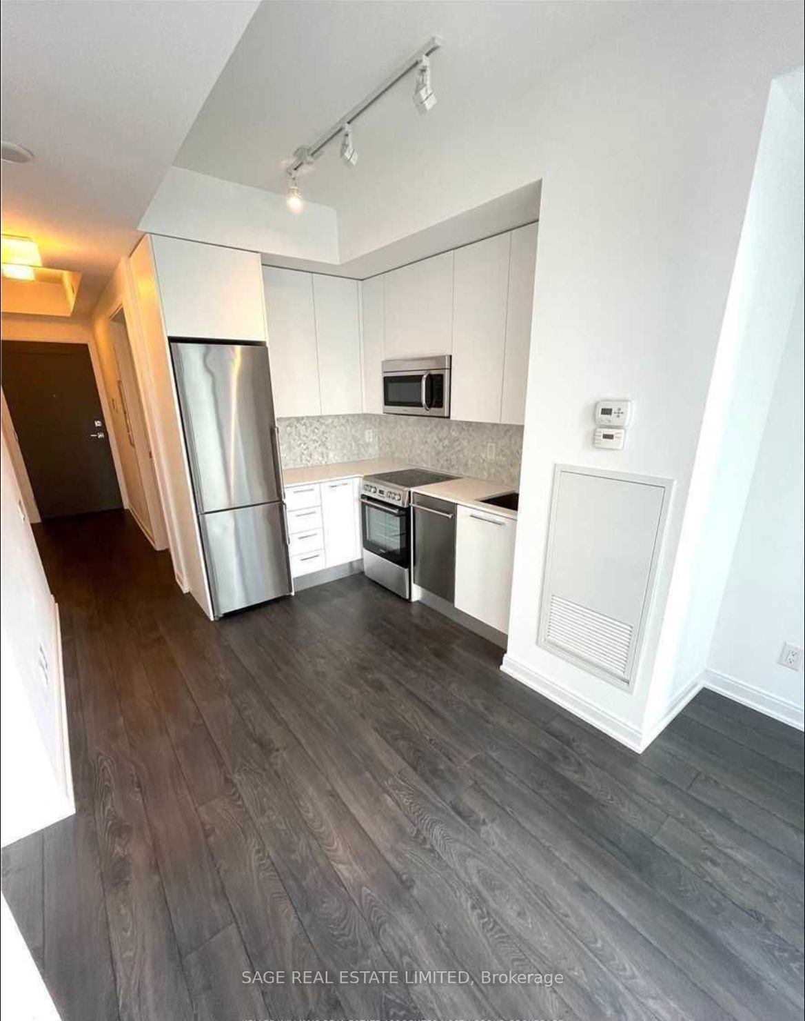 42 Charles Street E, #1003