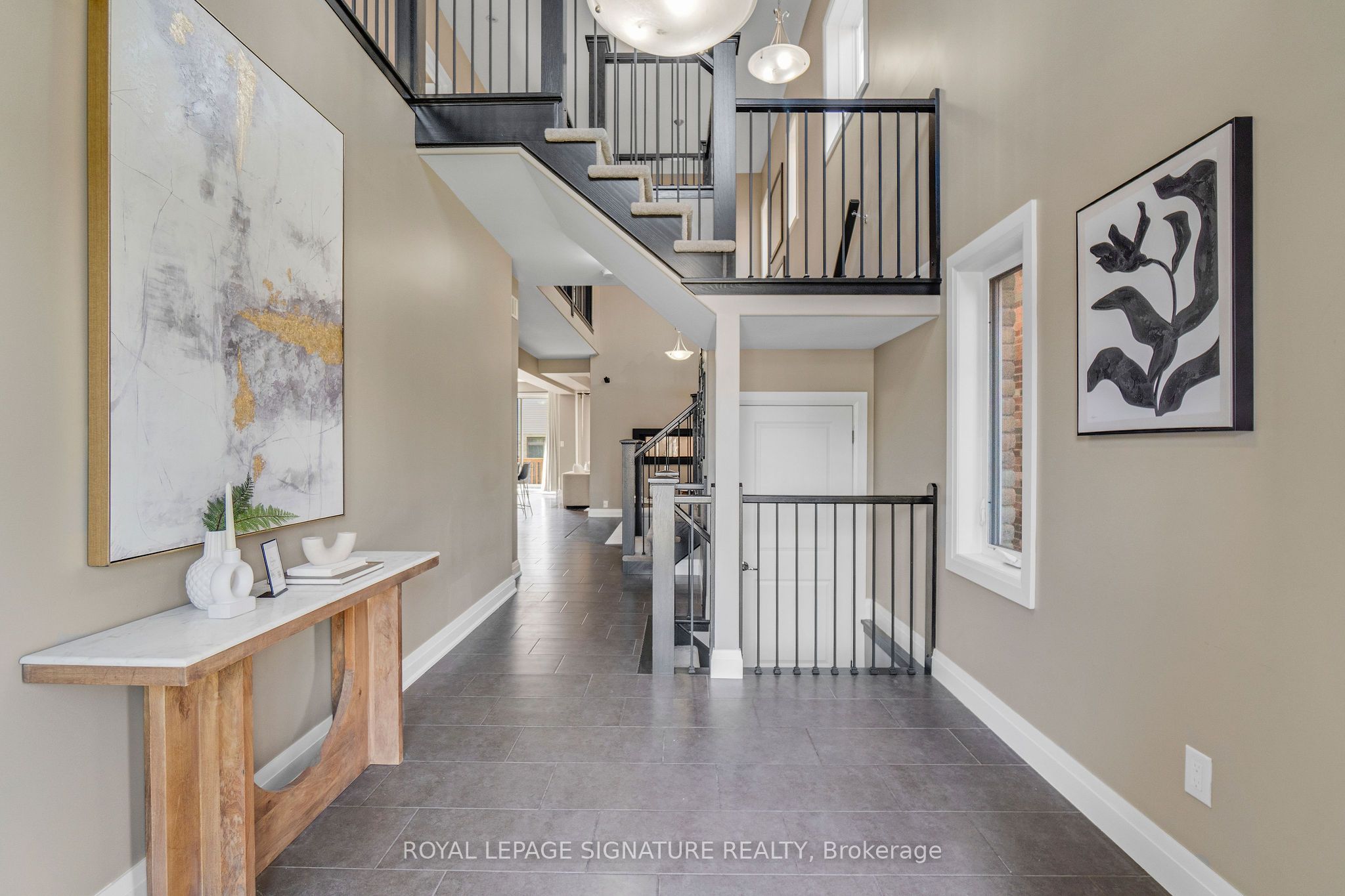593 Pinery Trail