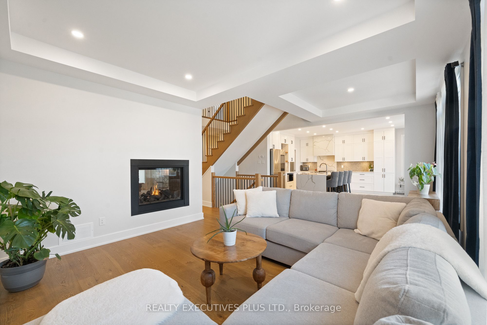 1299 Diamond Street, Clarence-Rockland, ON K4K 0M5