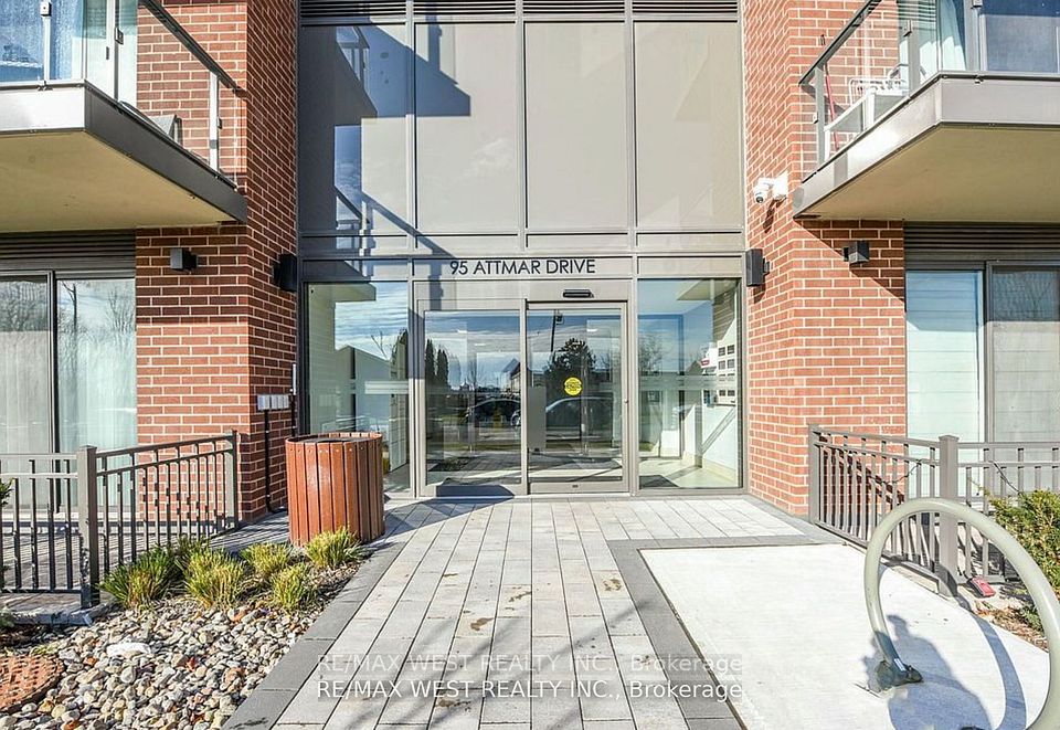 #312 - 95 Attmar Drive, Brampton, ON L6P 0Y6