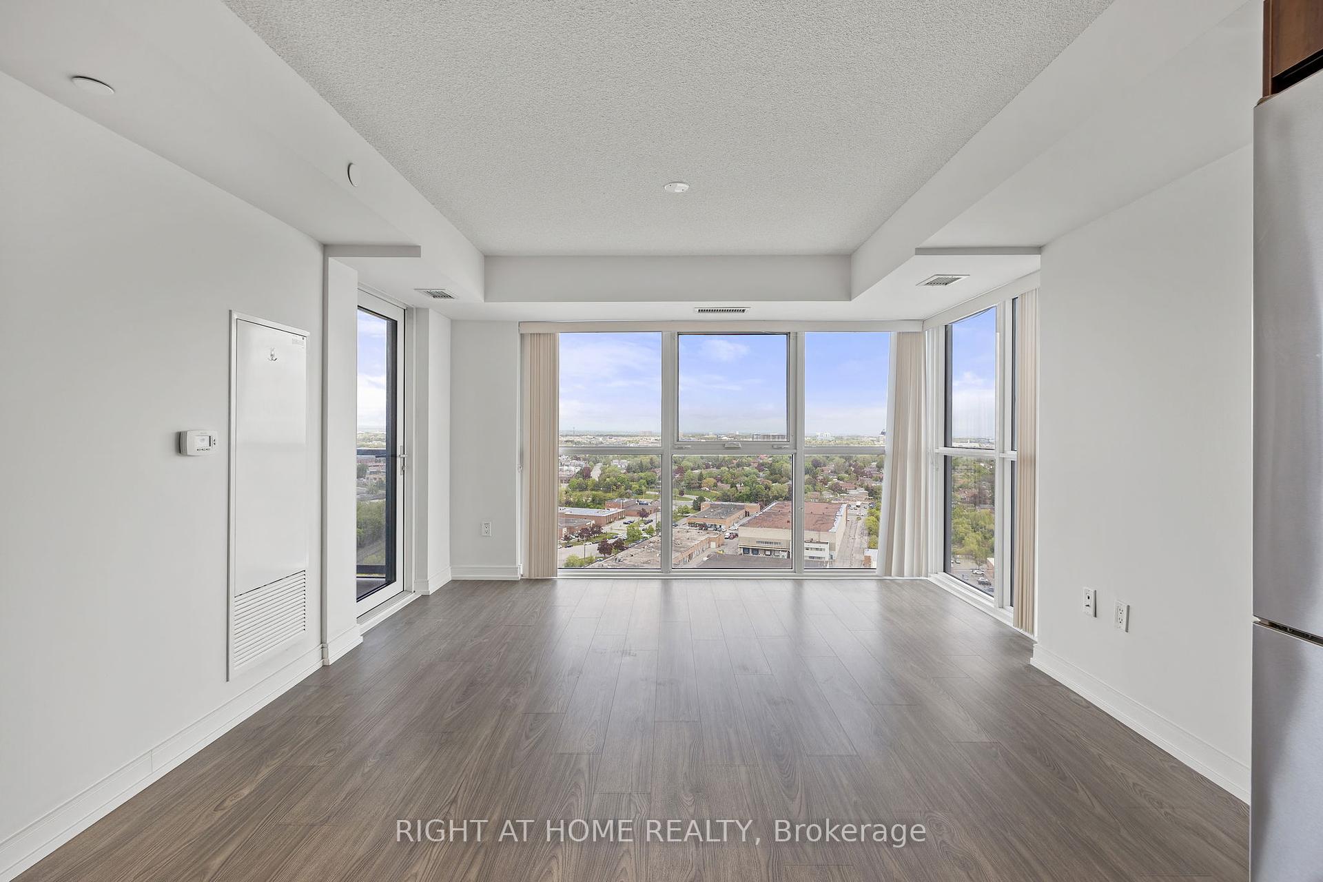 2 Bedrooms Condo at 225 Village Green, Toronto For sale