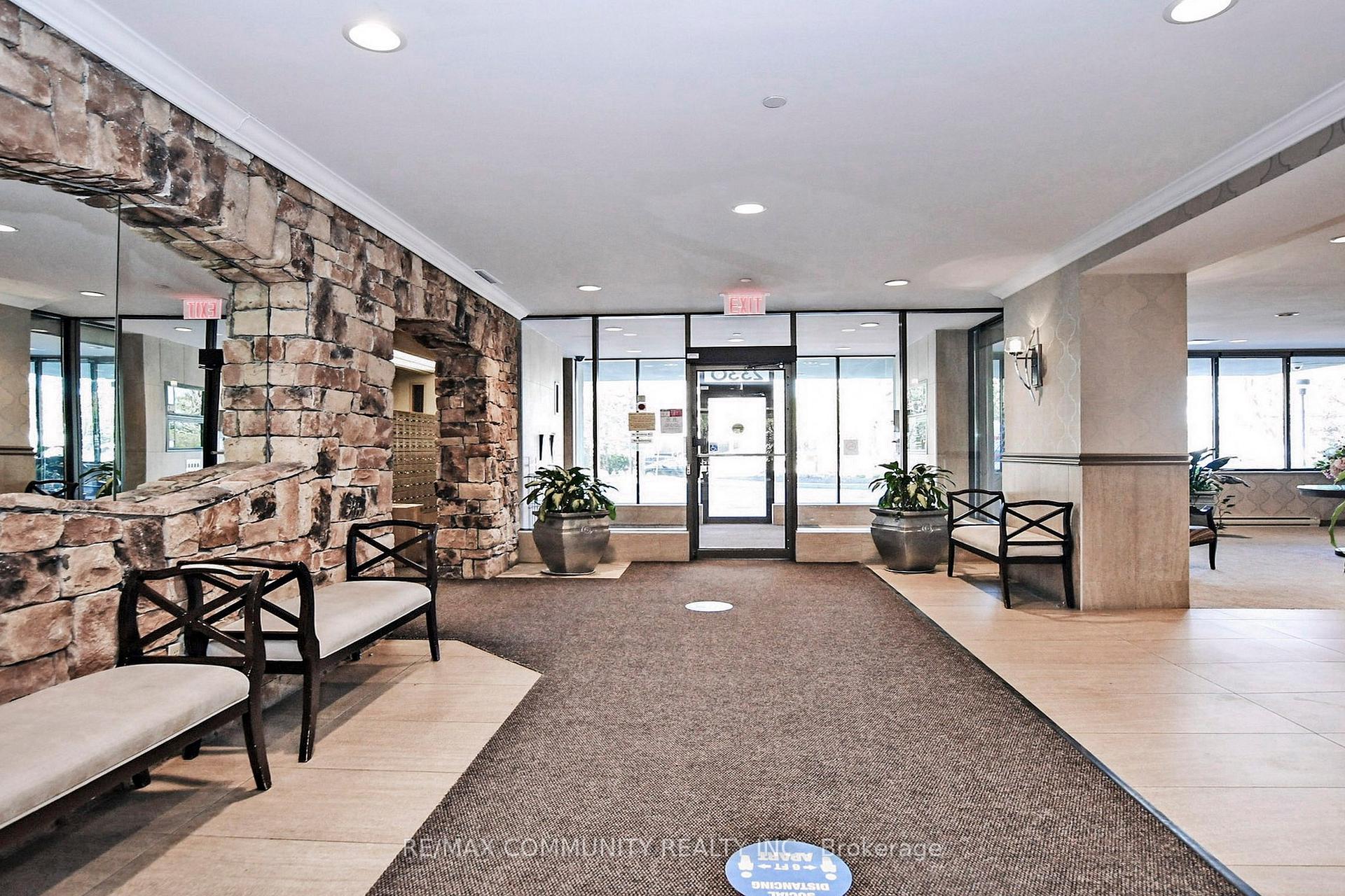 3 Bedrooms Condo at 2330 Bridletowne, Toronto For sale