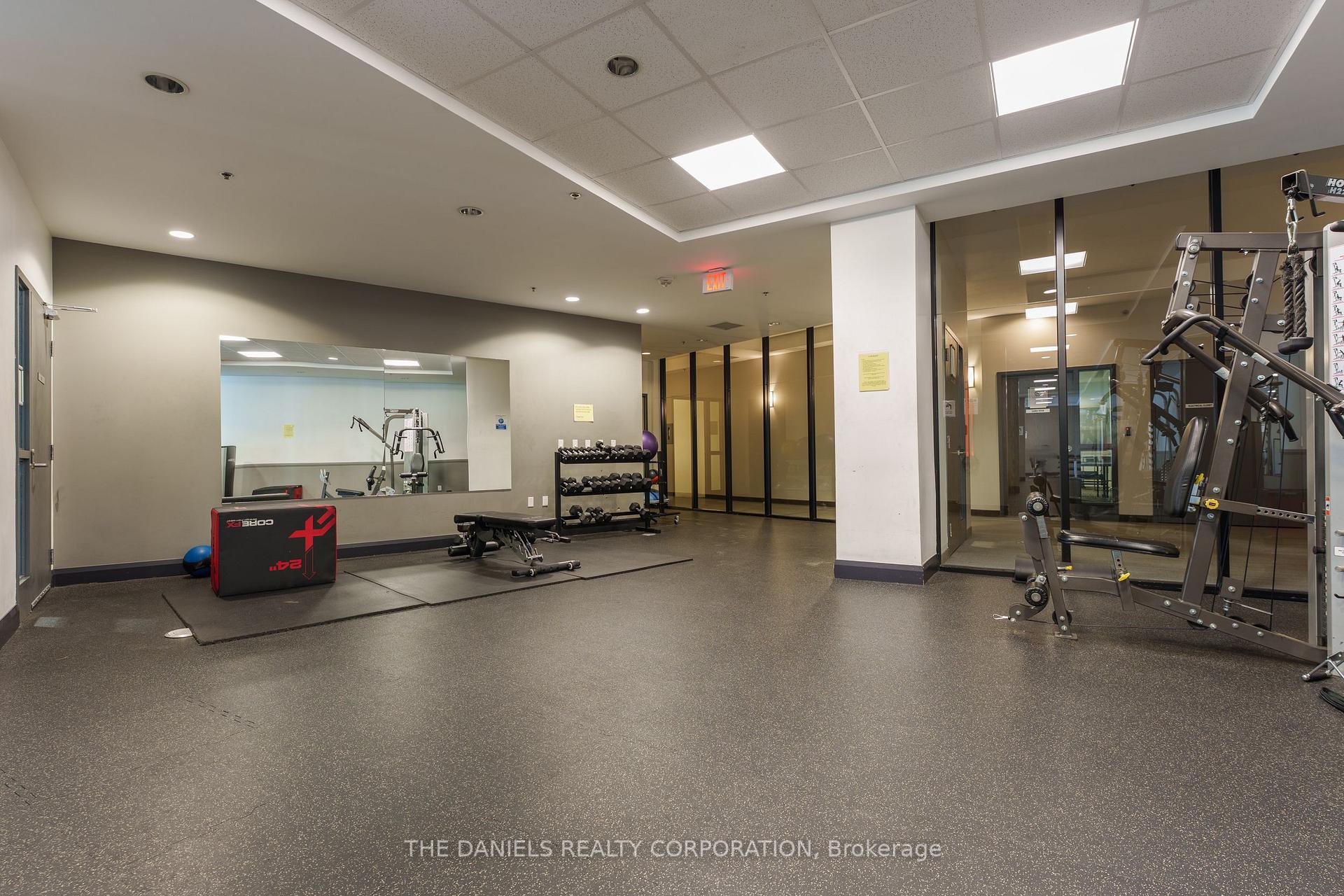 2 Bedrooms Condo at 2900 Highway 7, Vaughan For sale