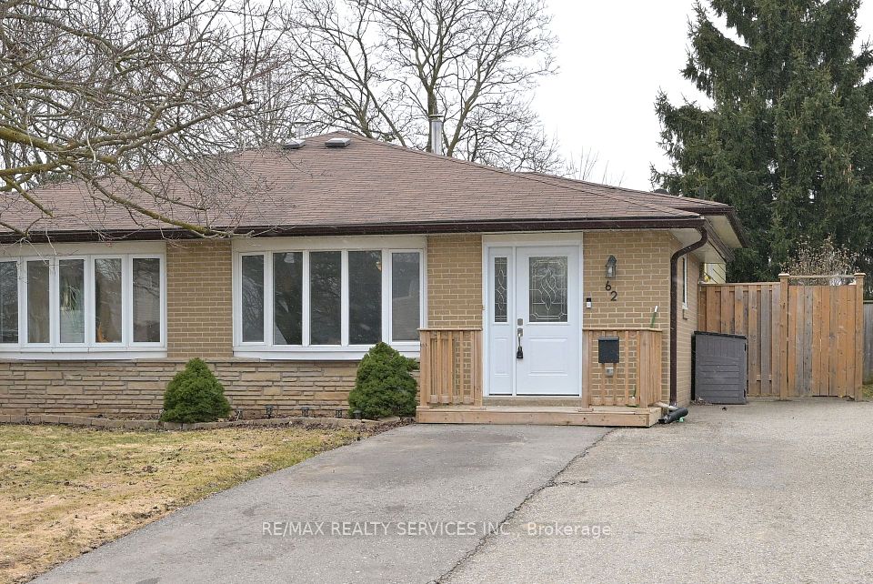 62 Carlton