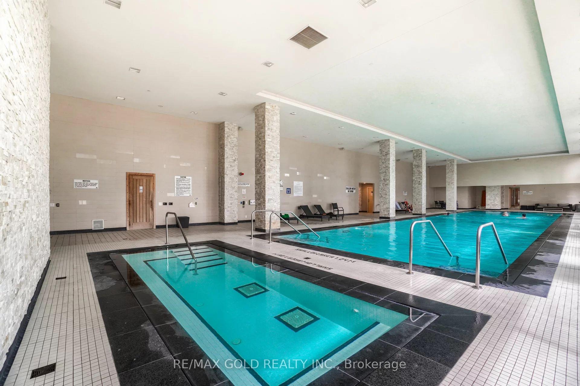 3 Bedrooms Condo at 2212 Lakeshore, Toronto For sale