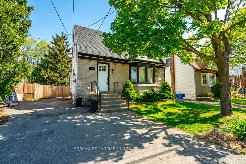 351 Queensdale