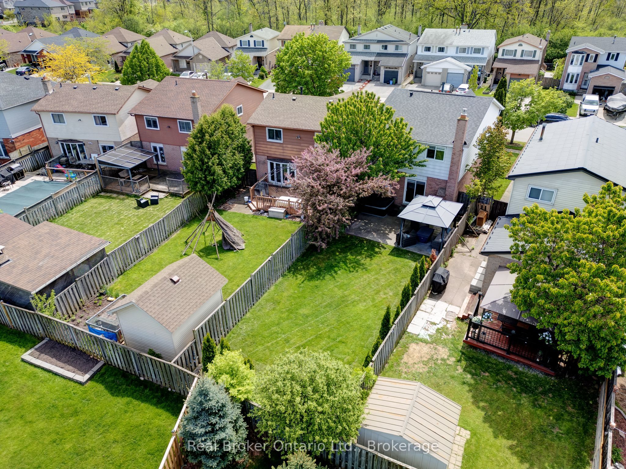 353 Macintosh Drive