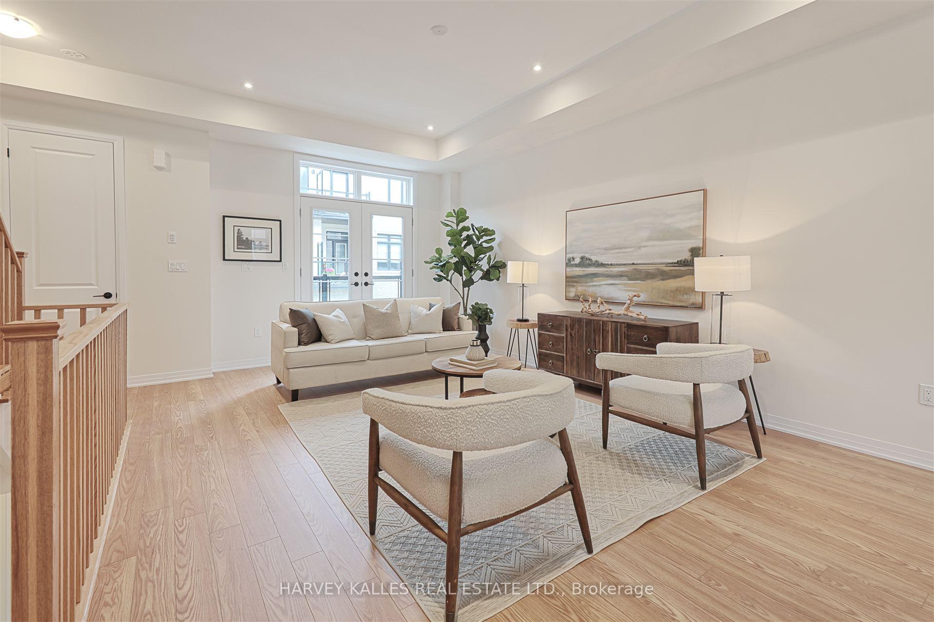 75 De La Roche Drive S