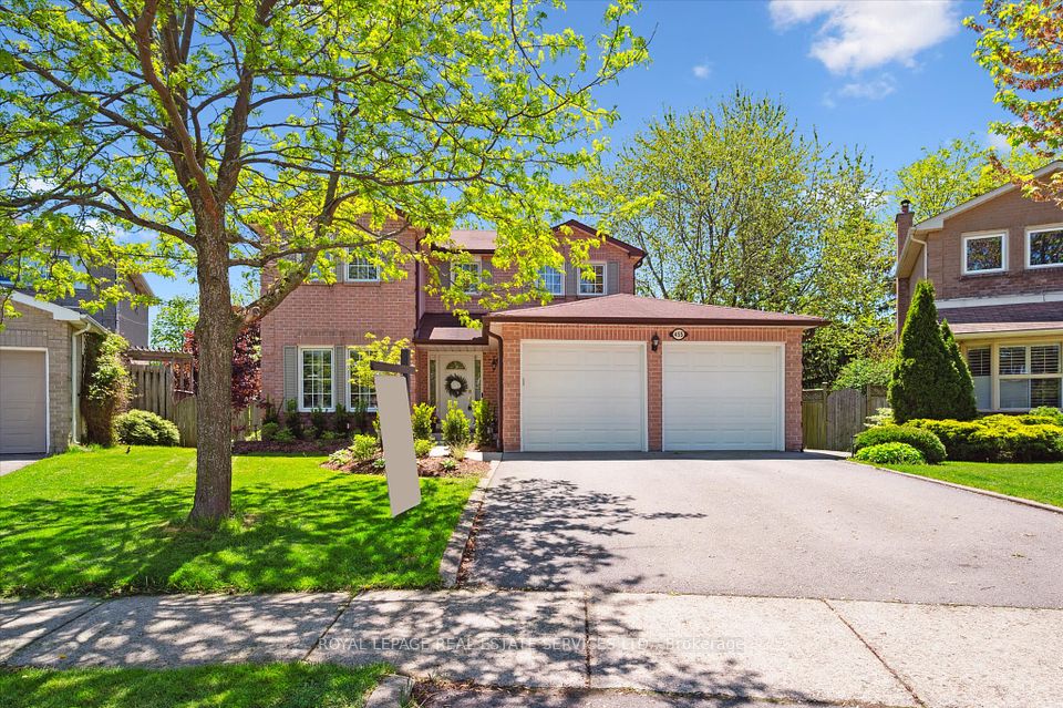 455 Parklane