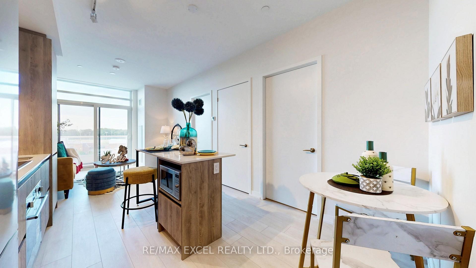 1 Bedroom Condo at 8 Beverley Glen, Vaughan For sale