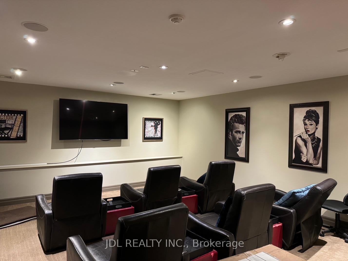 3 Bedrooms Condo at 934 Mount Pleasant,  Toronto For sale