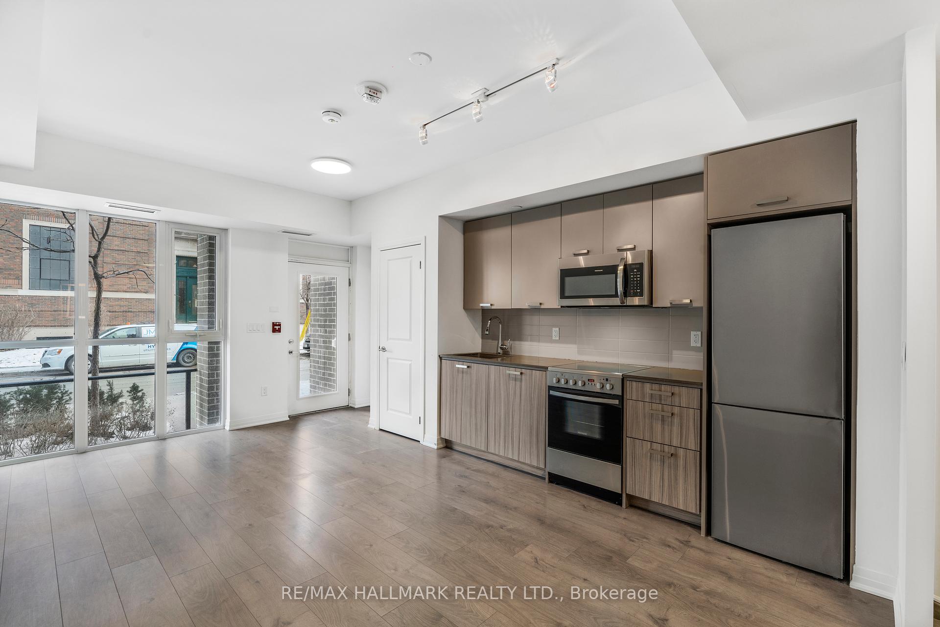 2 Bedrooms Condo at 2301 Danforth, Toronto For sale