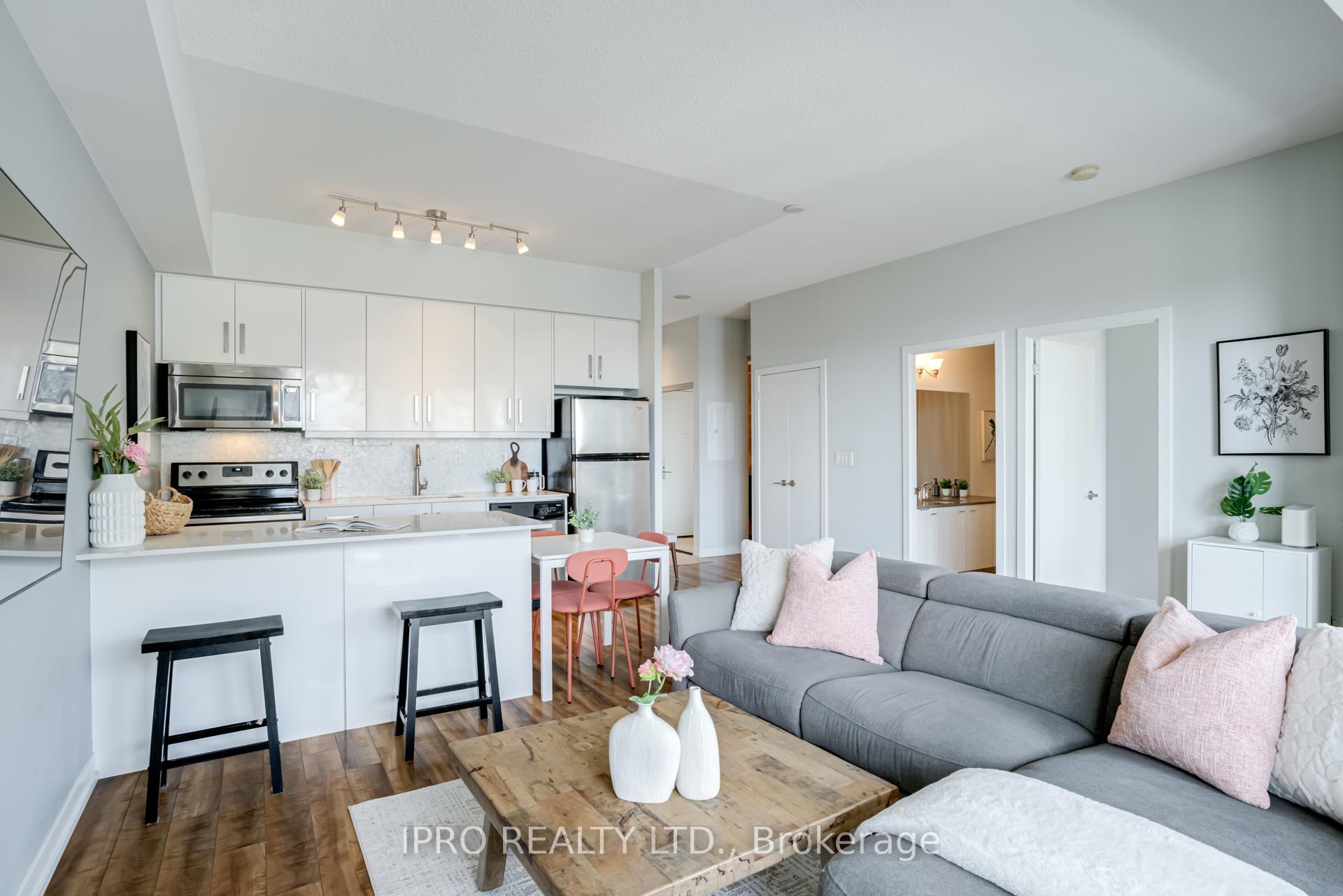 2 Bedrooms Condo at 5101 Dundas, Toronto For sale