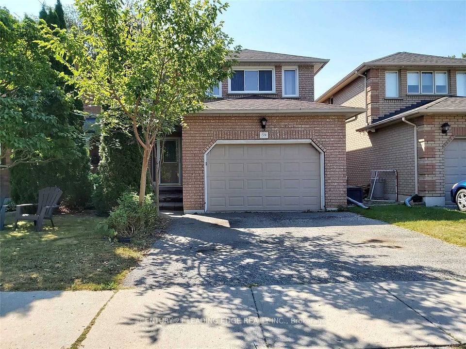 39 Stagemaster Crescent, Clarington, ON L1E 2Y7