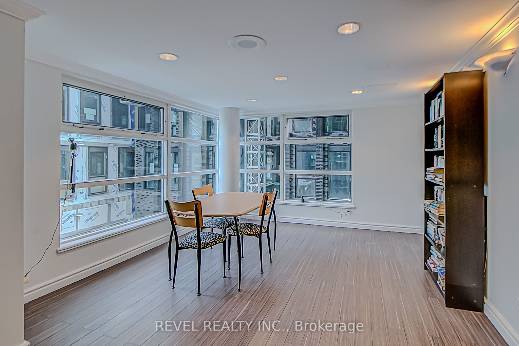 50 Lombard Street, #1004