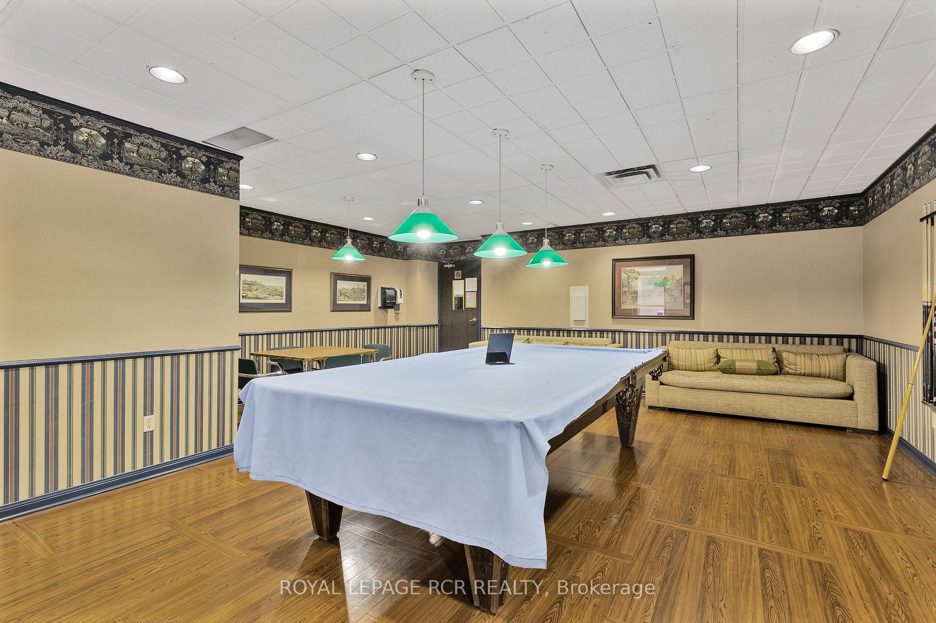 2 Bedrooms Condo at 195 St Patrick, Toronto For sale