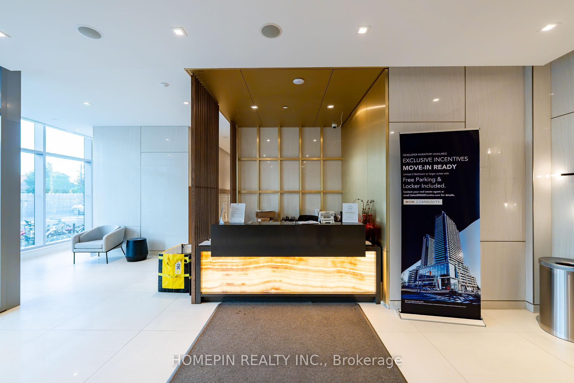 2 Bedrooms Condo at 7 Golden Lion, Toronto For sale