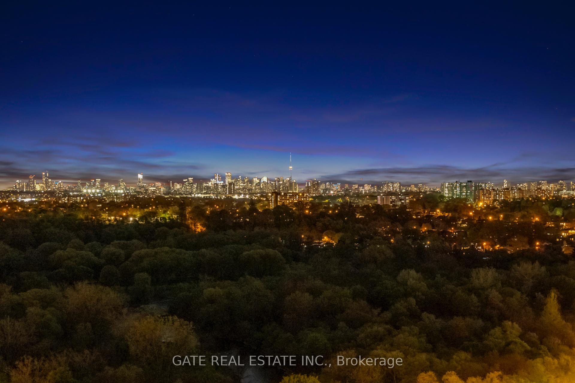 2 Bedrooms Condo at 38 Fontenay, Toronto For sale